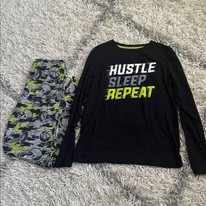 Cat & Jack Pajama Set Sports